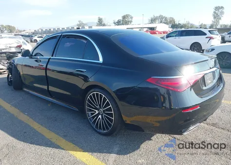 2022 Mercedes-Benz S 500 4Matic from USA, damaged, VIN W1K6G6DB0NA121901